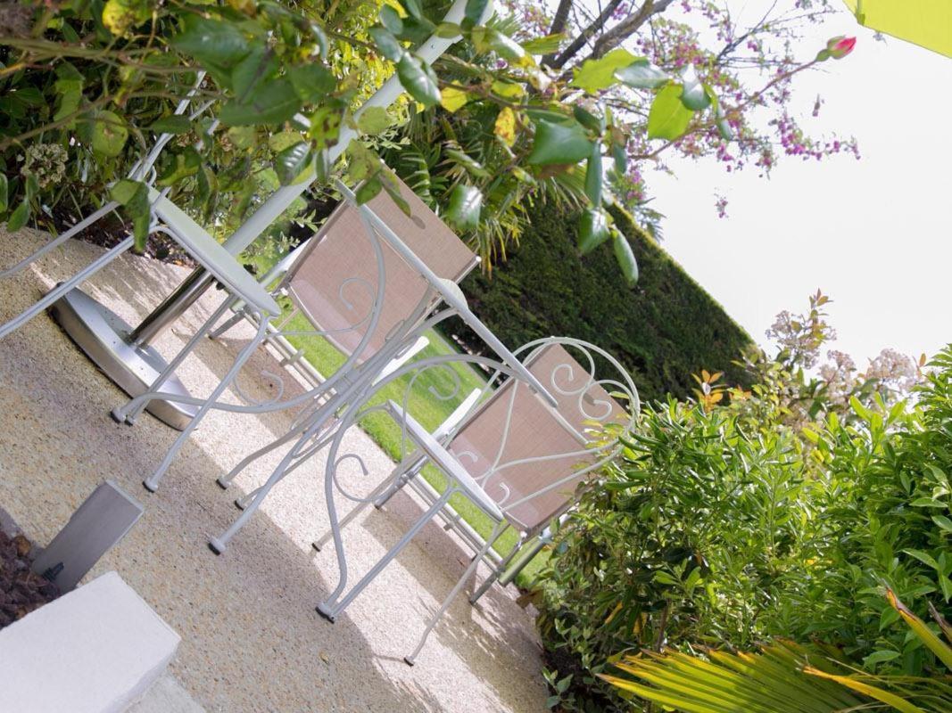 Locations De Vacances Le Clos Rhea Saint-Martin-de-Ré Zimmer foto