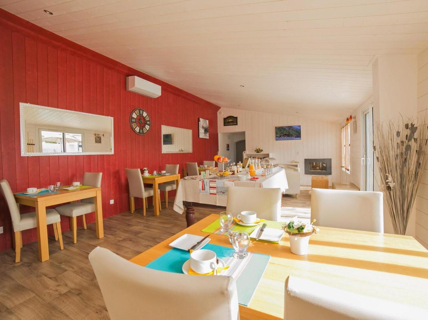 Locations De Vacances Le Clos Rhea Saint-Martin-de-Ré Zimmer foto
