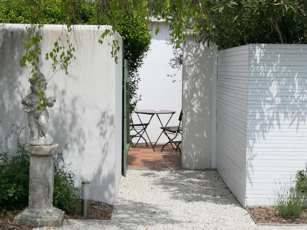Locations De Vacances Le Clos Rhea Saint-Martin-de-Ré Zimmer foto