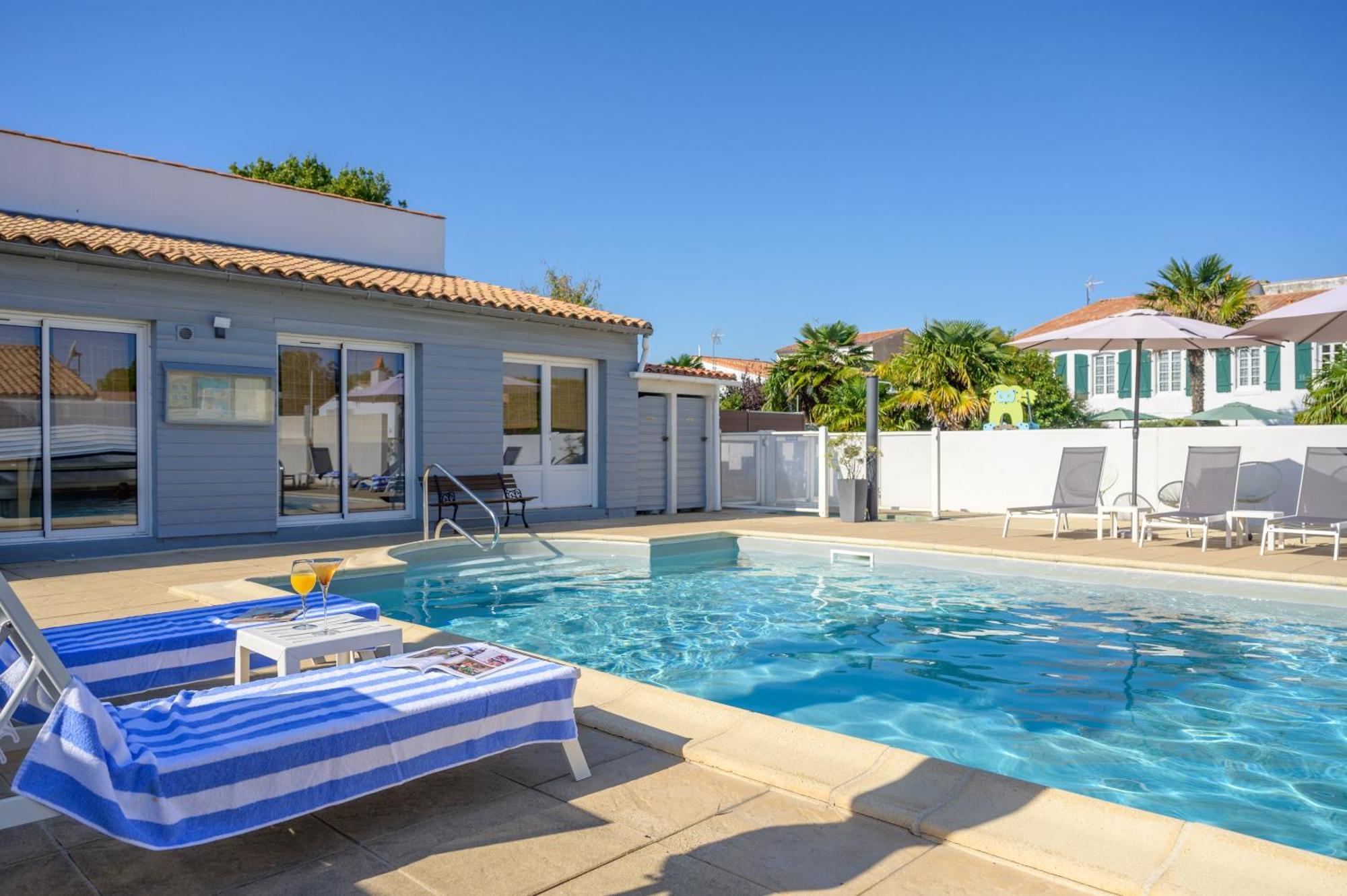 Locations De Vacances Le Clos Rhea Saint-Martin-de-Ré Exterior foto