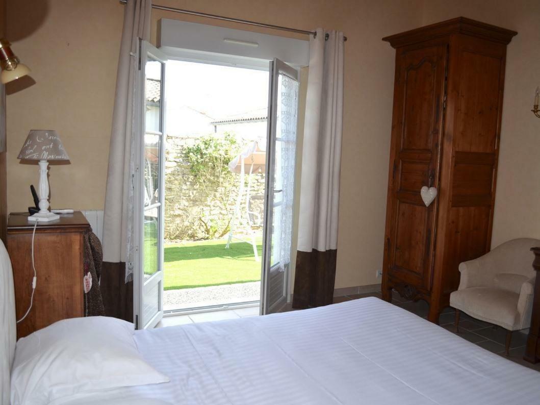 Locations De Vacances Le Clos Rhea Saint-Martin-de-Ré Zimmer foto